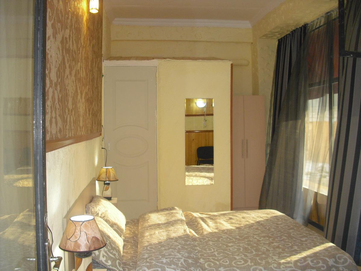 Guesthouse Star Georgia Tbilisi Ngoại thất bức ảnh
