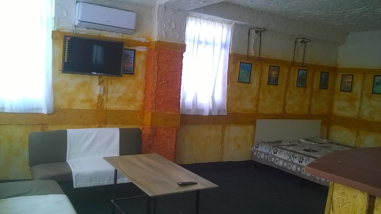 Guesthouse Star Georgia Tbilisi Ngoại thất bức ảnh