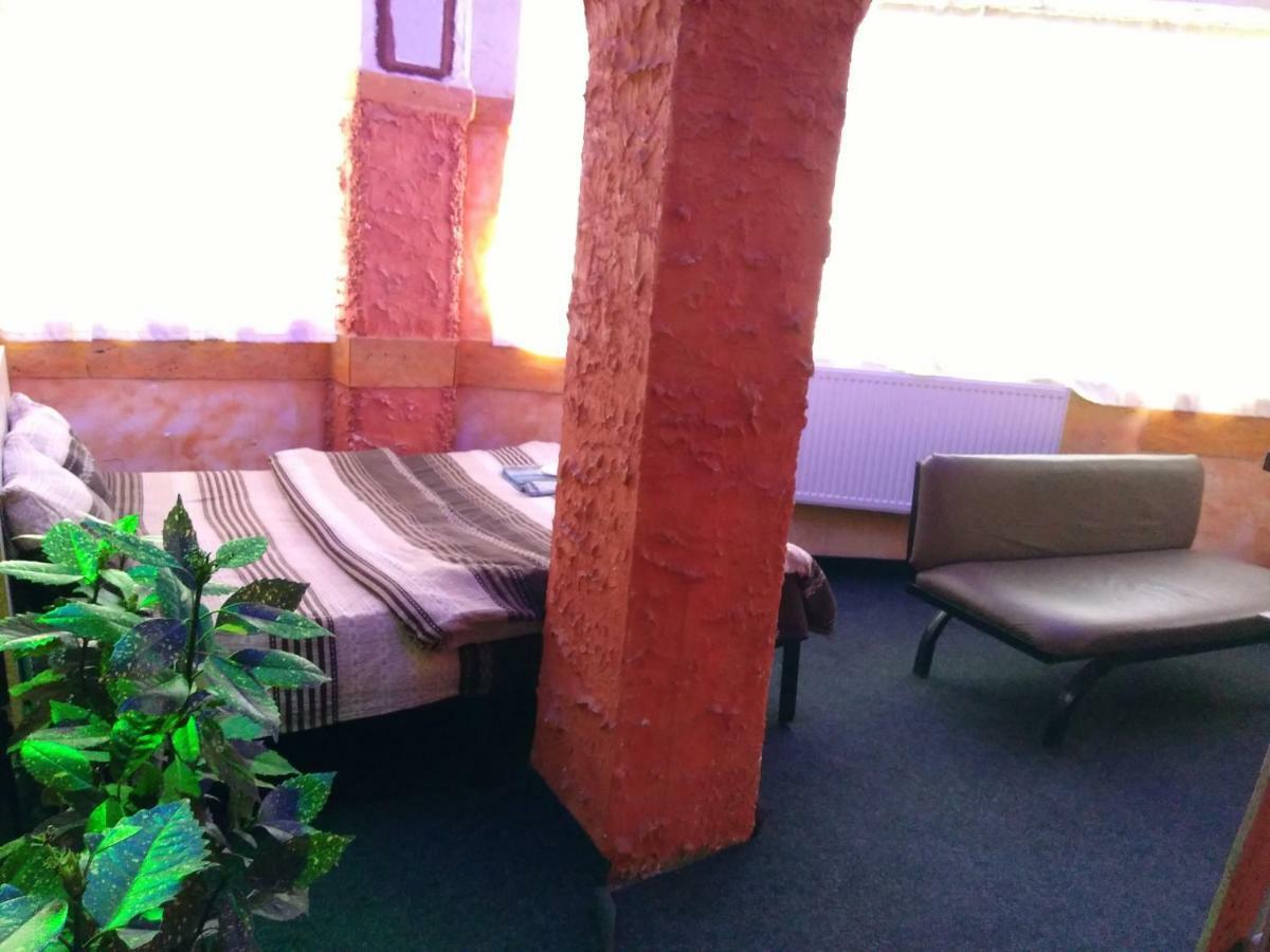 Guesthouse Star Georgia Tbilisi Ngoại thất bức ảnh